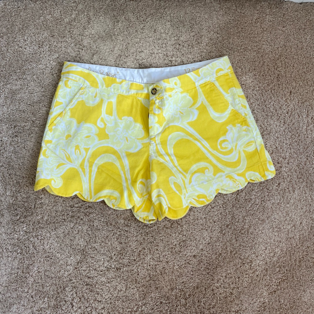 Lilly Pulitzer Buttercup shorts